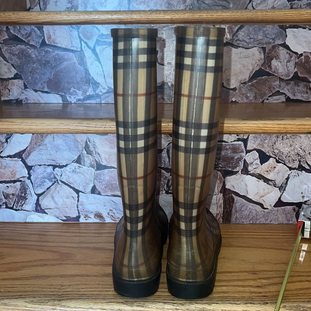 Burberry Rain Boots - Picture 10 of 11